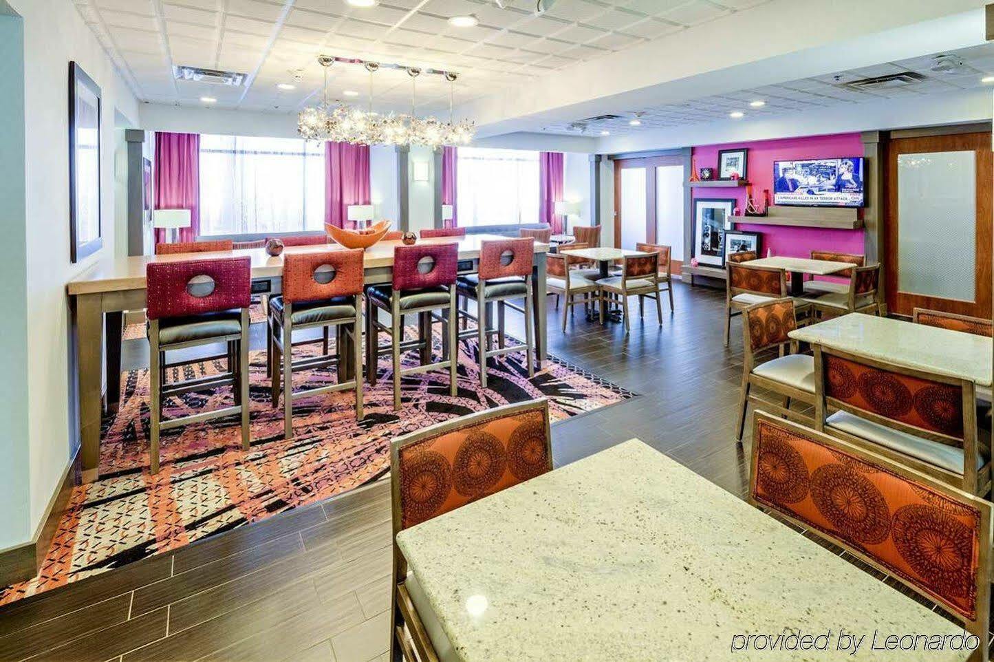 Hampton Inn Akron-South Exterior foto